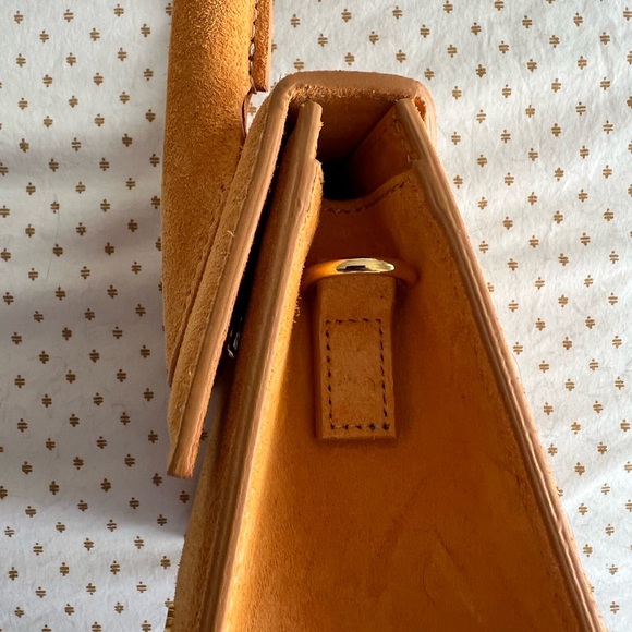 JACQUEMUS
Le Chiquito Moyen Bag - Picture 4 of 6